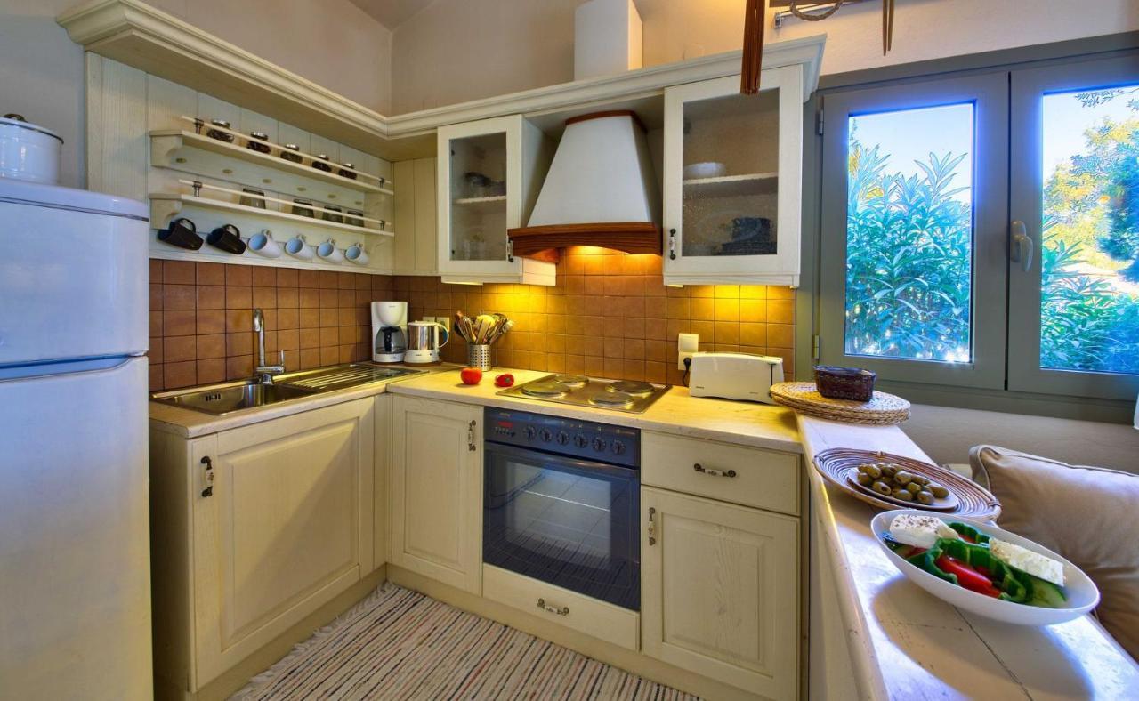 Mill Suites - Loggos ไกออส ภายนอก รูปภาพ